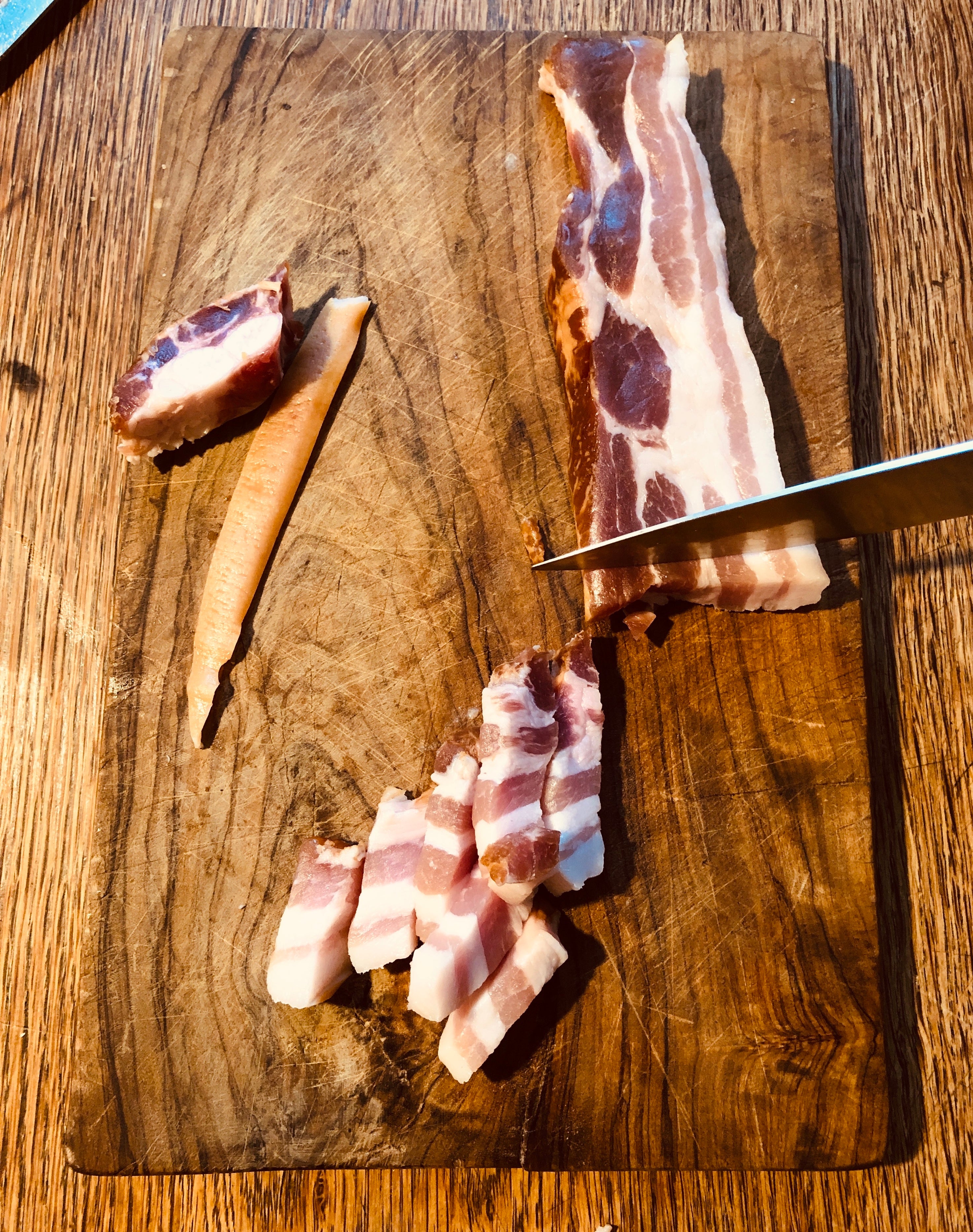 Durchwachsener Speck im Stück ca. 200 g